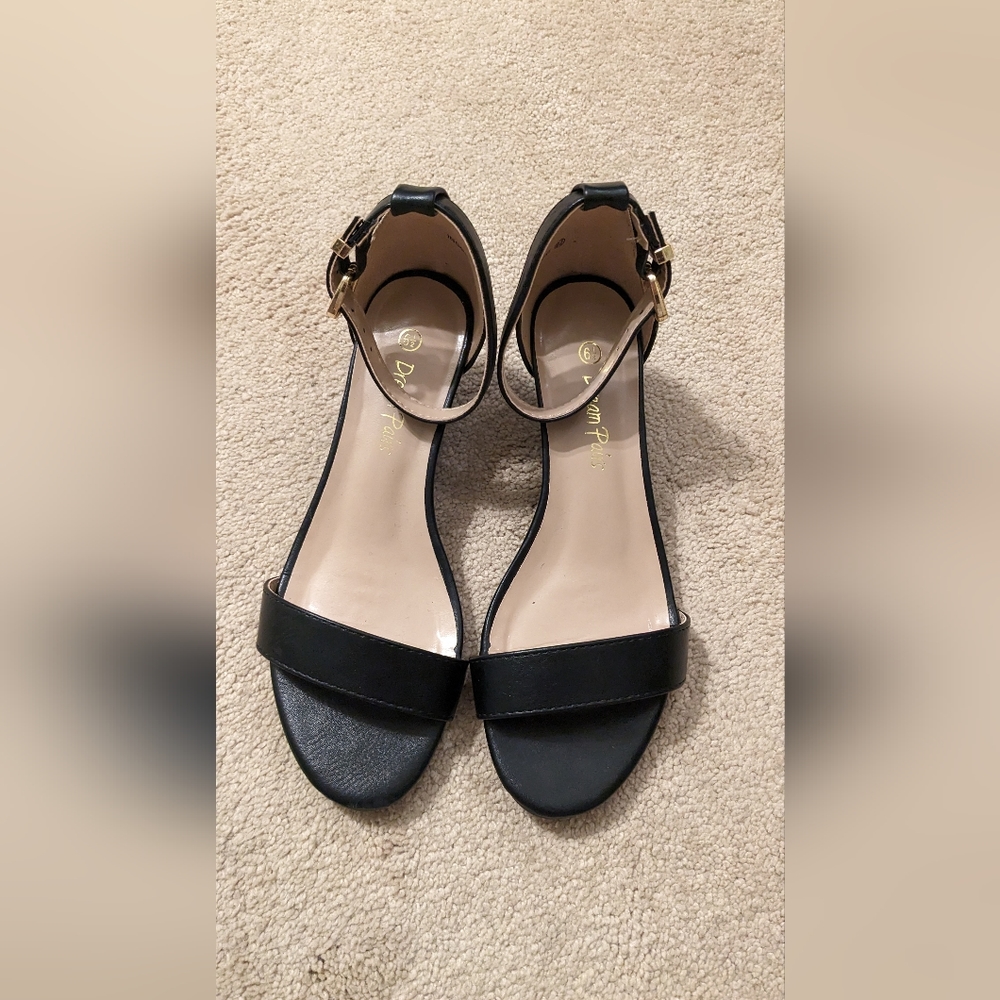 Black sandals